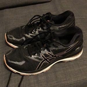 Black Asics Tennis Shoes size 9 -Great condition!